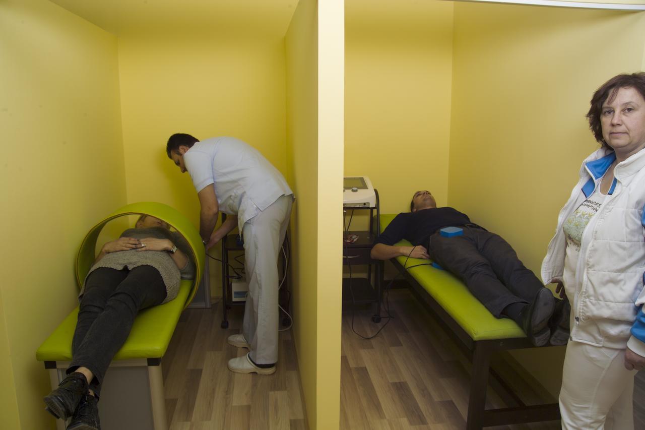 Hotel-Clinic Dr. Gechevi 파벨 반야 외부 사진